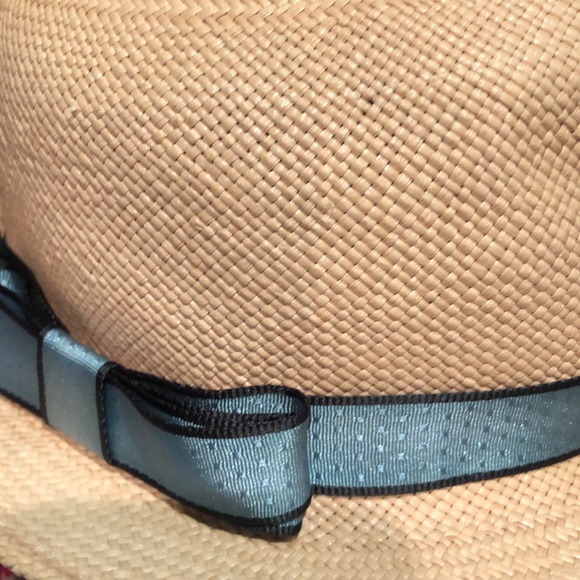 Eugenia Kim - Picture 4 of 5